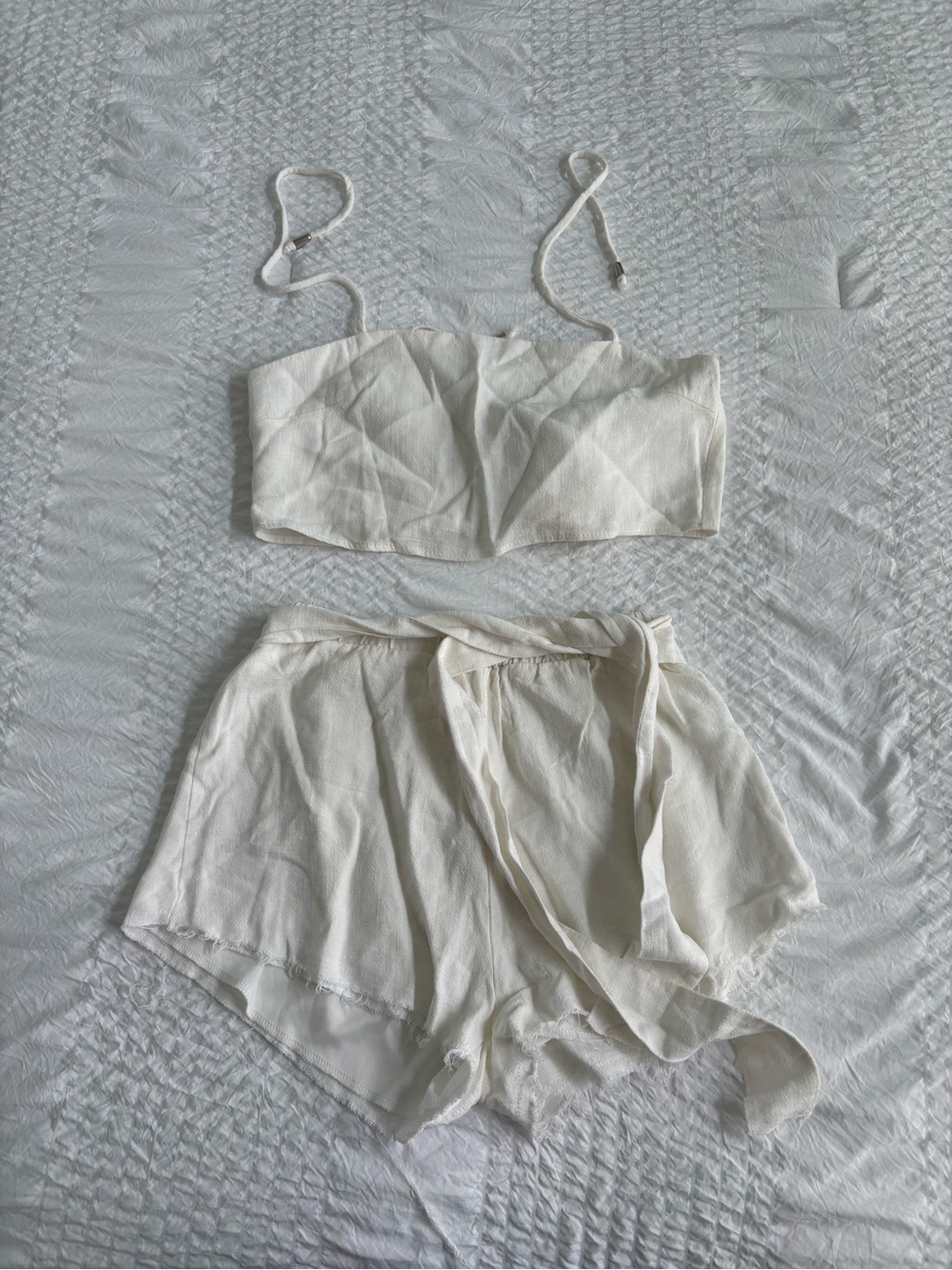 Women’s Cream Two-Piece Linen Set - Soft Bandeau Top & Wrap Shorts